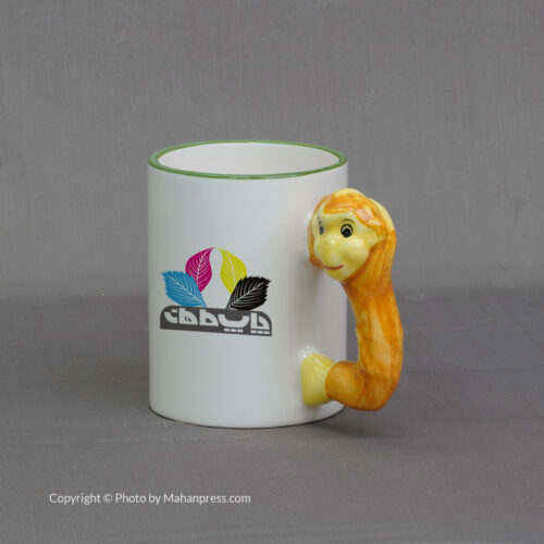 چاپ روی لیوان ماگ سرامیکی عروسکی طرح میمون زبل